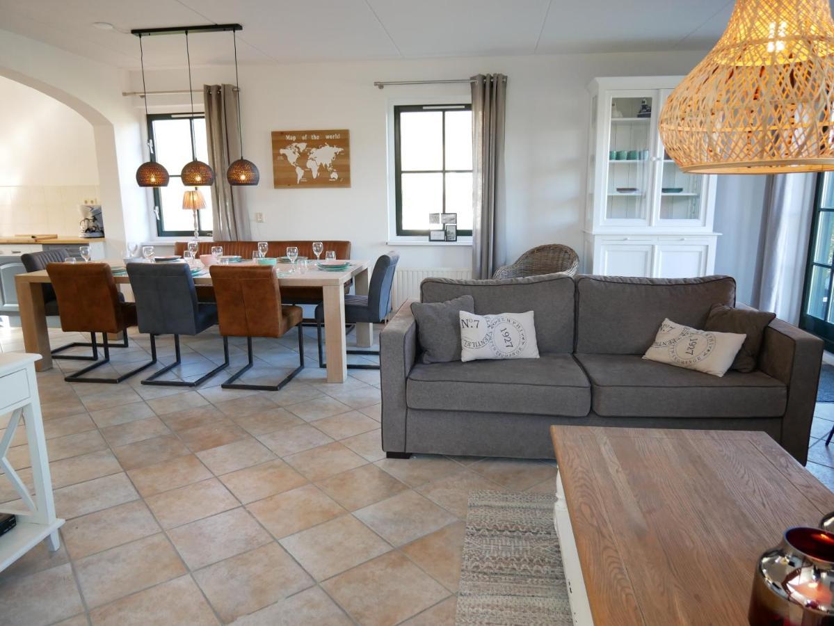 Holiday home Buiten 41 *